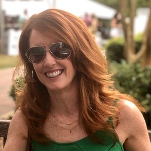 Meet your Posher, Candyce